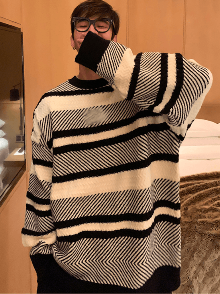 Otusi [ESC MAN STUDIO] Pullover Sweater NA586