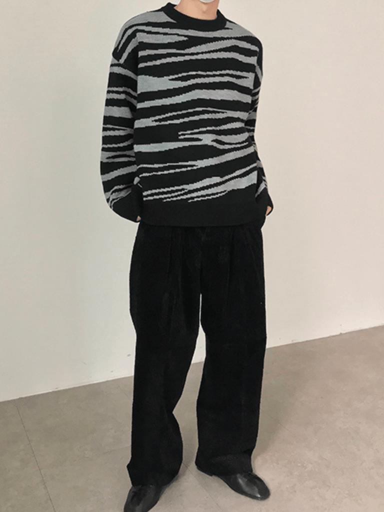 Otusi [COLN] Zebra Pattern Sweater NA542