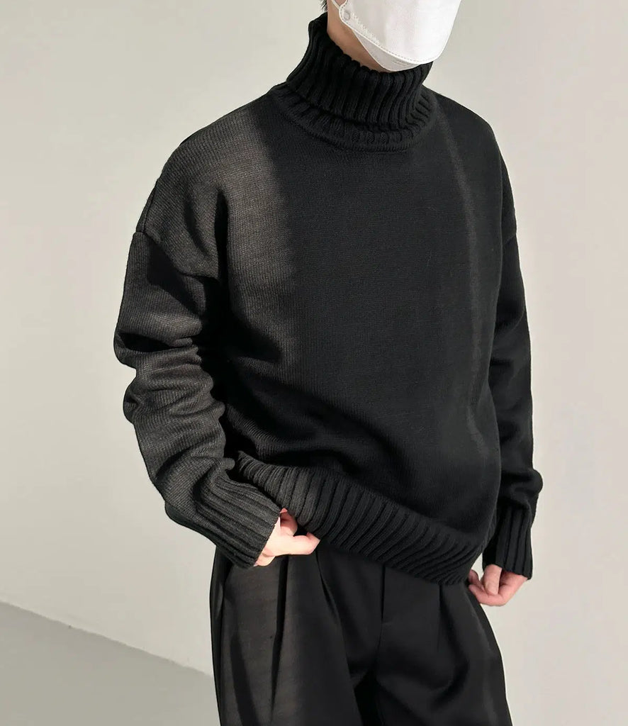 Otusi Basic Turtleneck Sweater