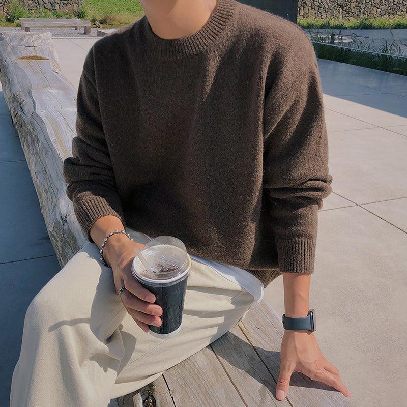 Round Neck Long-sleeved Sweater