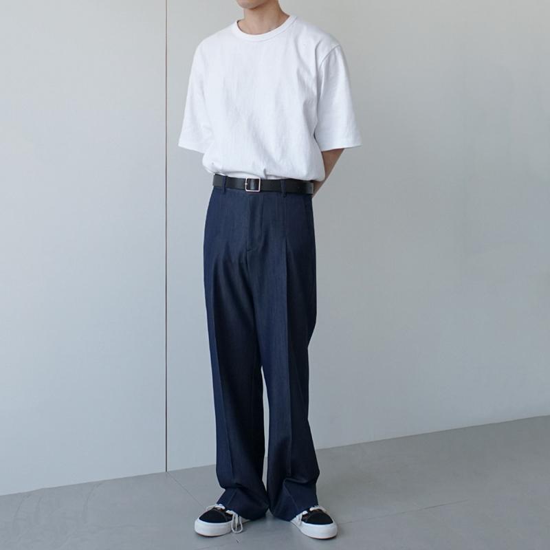 Otusi Short-Sleeved T-Shirt